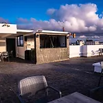 R104- Luxurious Penthouse With Incredible Sea View
